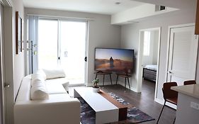 Lovely 2 Bedroom 2 Bath In Santa Monica